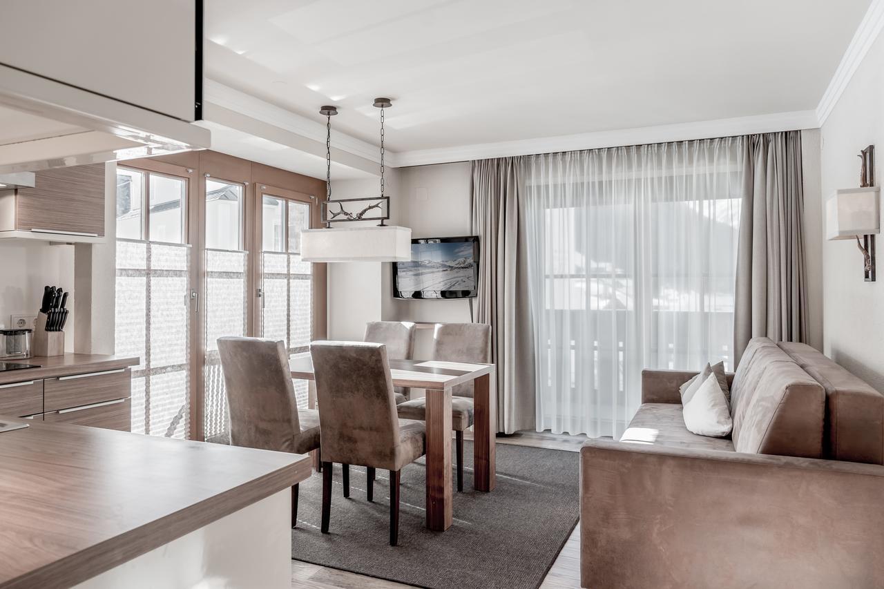 אישגל Hotel Garni Caroline מראה חיצוני תמונה