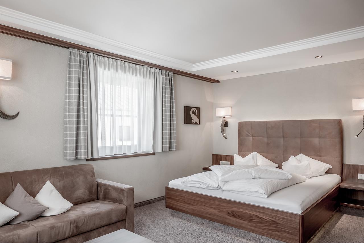 אישגל Hotel Garni Caroline מראה חיצוני תמונה